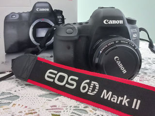 Продам Фотоаппарат Canon EOS 6D MARK II Body бу в отличном состоянии