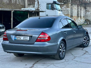 Mercedes E-Class foto 4