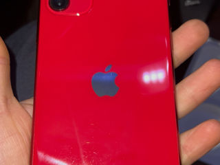 Iphone 11 Red 128GB foto 4