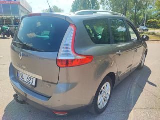 Renault Grand Scenic foto 3