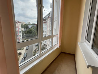 Apartament cu 2 camere, 80 m², Centru, Chișinău foto 10