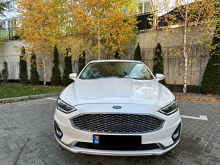 Ford Fusion foto 2