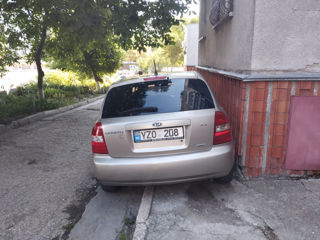 KIA Cerato foto 2