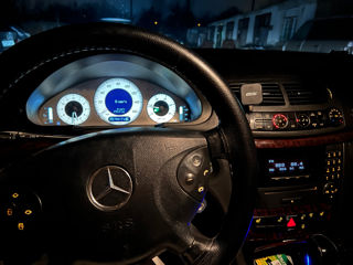 Mercedes E-Class foto 5