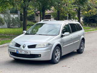 Renault Megane foto 3