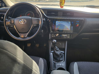 Toyota Auris foto 4