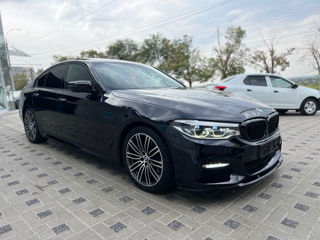 BMW 5 Series foto 1