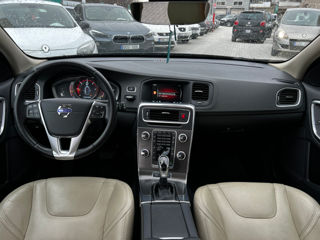 Volvo V60 foto 15