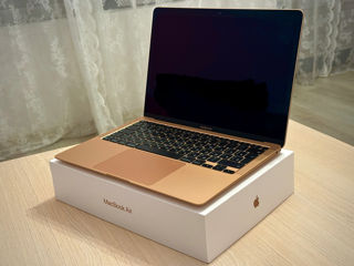 Apple Macbook Air M1, Activat 2022. Gold. 256gb.