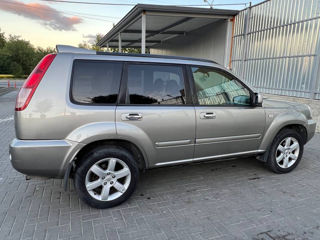 Nissan X-Trail foto 4