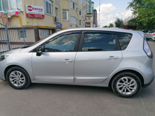 Renault Scenic foto 2