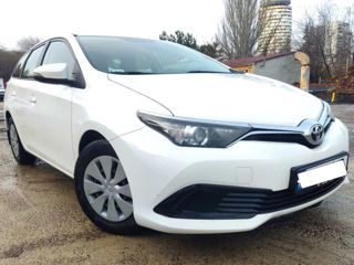 Toyota Auris foto 4