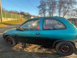 Opel Corsa foto 2