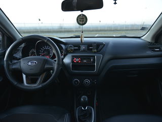 KIA Rio foto 5