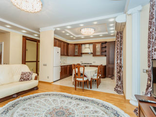 3-х комнатная квартира, 130 м², Телецентр, Кишинёв