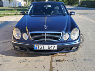 Mercedes E-Class foto 9