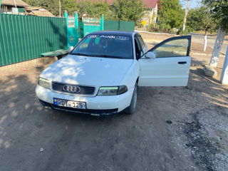 Audi A4 foto 5