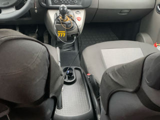 Renault Grand Scenic foto 9