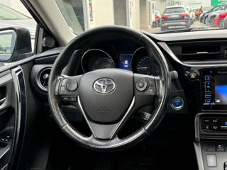 Toyota Auris foto 9