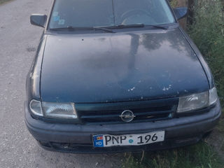 Opel Astra фото 0