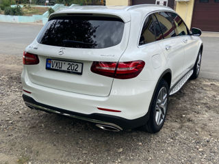 Mercedes GLC foto 4