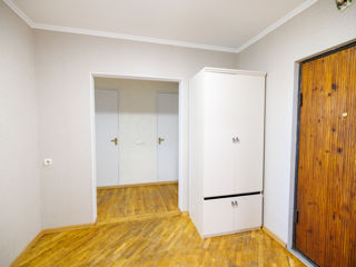 Apartament cu 2 camere, 55 m², Botanica, Chișinău foto 5