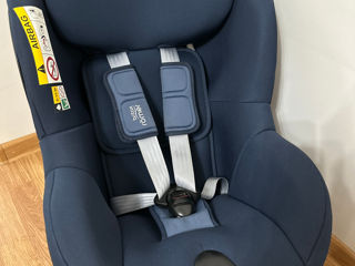 Britax Romer Dualfix M  i-size