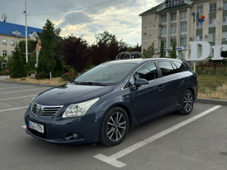 Toyota Avensis foto 2