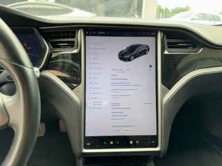 Tesla Model S foto 8