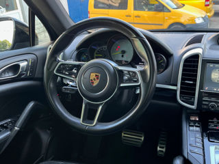 Porsche Cayenne foto 11