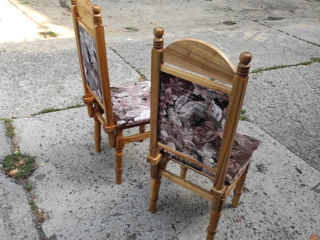12 scaune din lemn natural aduse din Elveţia , starea perfectă , foarte pastrate . foto 3
