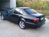 BMW 5 Series foto 4