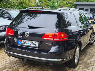 Volkswagen Passat foto 3