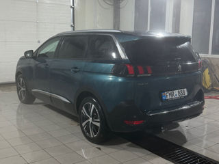 Peugeot 5008 foto 2