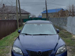 Mazda 3 foto 1