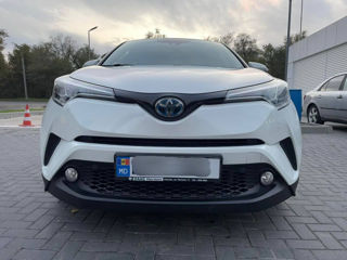 Toyota C-HR foto 11