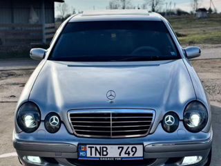 Mercedes E-Class