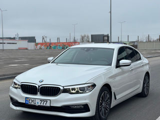 BMW 5 Series foto 3