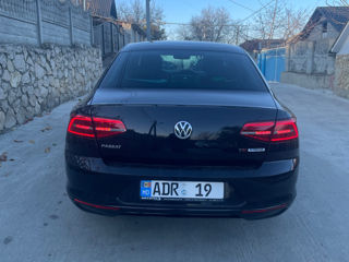 Volkswagen Passat foto 4