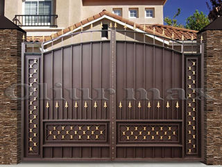 Balustrade,  garduri ,porți, copertine , gratii , uși metalice și alte confecții  din fier forjat.