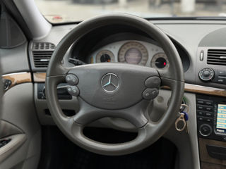 Mercedes E-Class foto 12