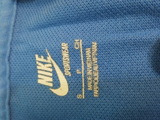 Tricou cu guler Nike foto 2