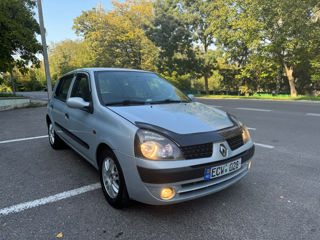 Renault Clio foto 3