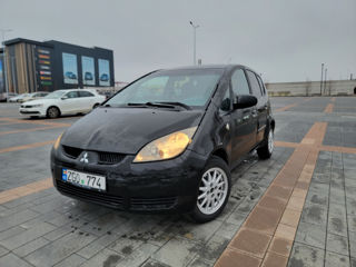 Mitsubishi Colt foto 4