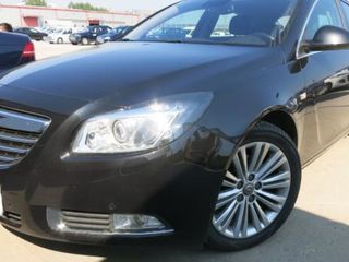 Opel Insignia foto 2