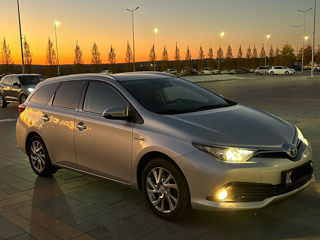 Toyota Auris foto 3