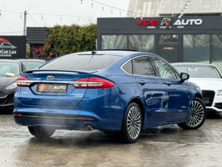 Ford Fusion foto 3