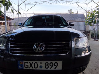 Volkswagen Passat foto 2