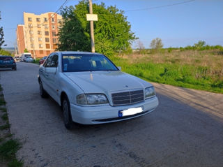 Mercedes C-Class