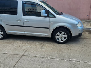 Volkswagen Caddy foto 3